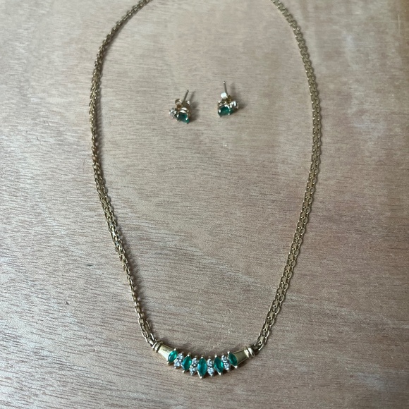 Emerald and diamond necklace and earrings